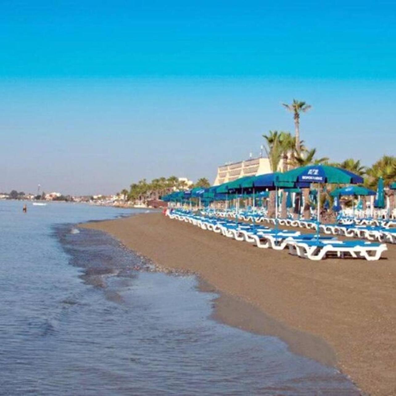 Oroklini Star 200Metres From The Sandy Beach Larnaca Exterior foto